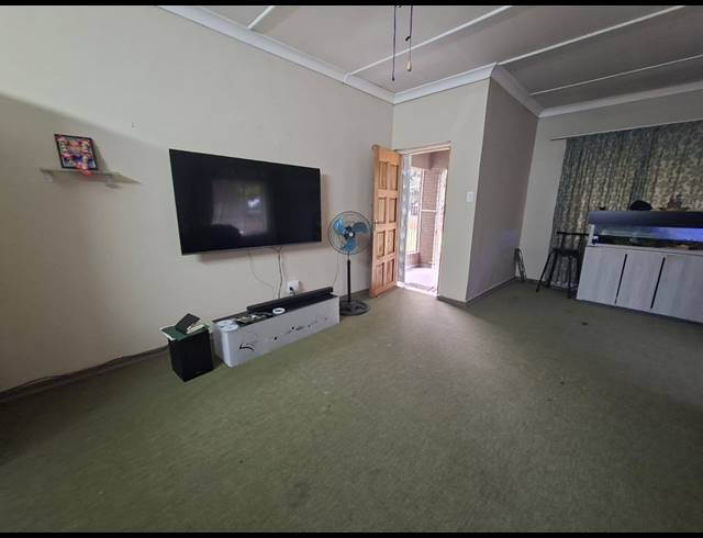 3 BEDROOM HOUSE FOR SALE IN THREE RIVERS